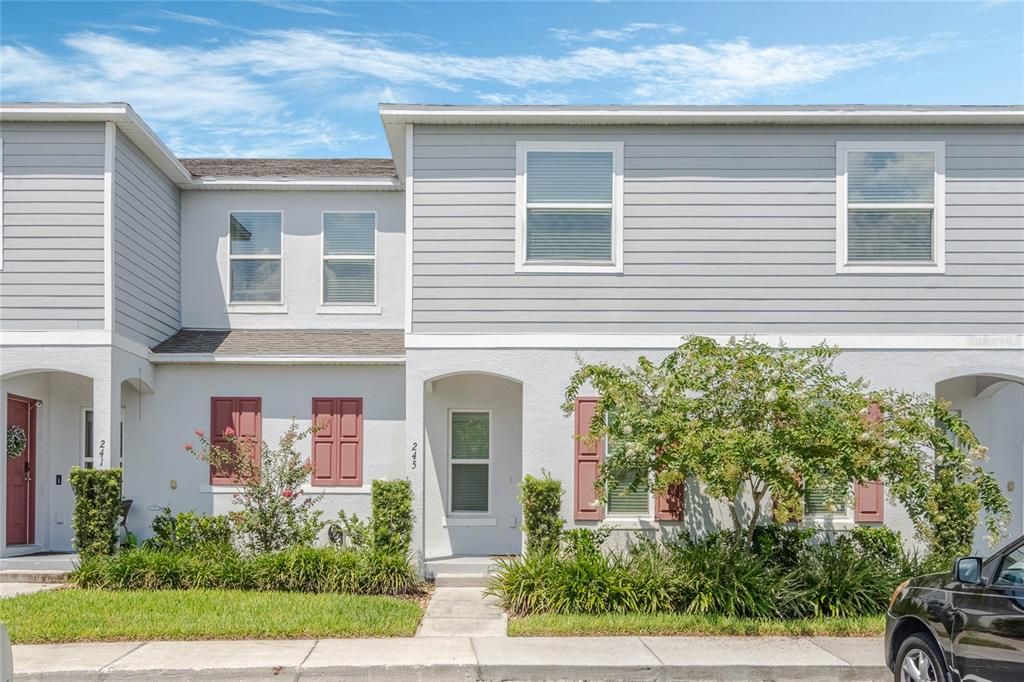 Recently Sold: $299,000 (3 beds, 2 baths, 1834 Square Feet)