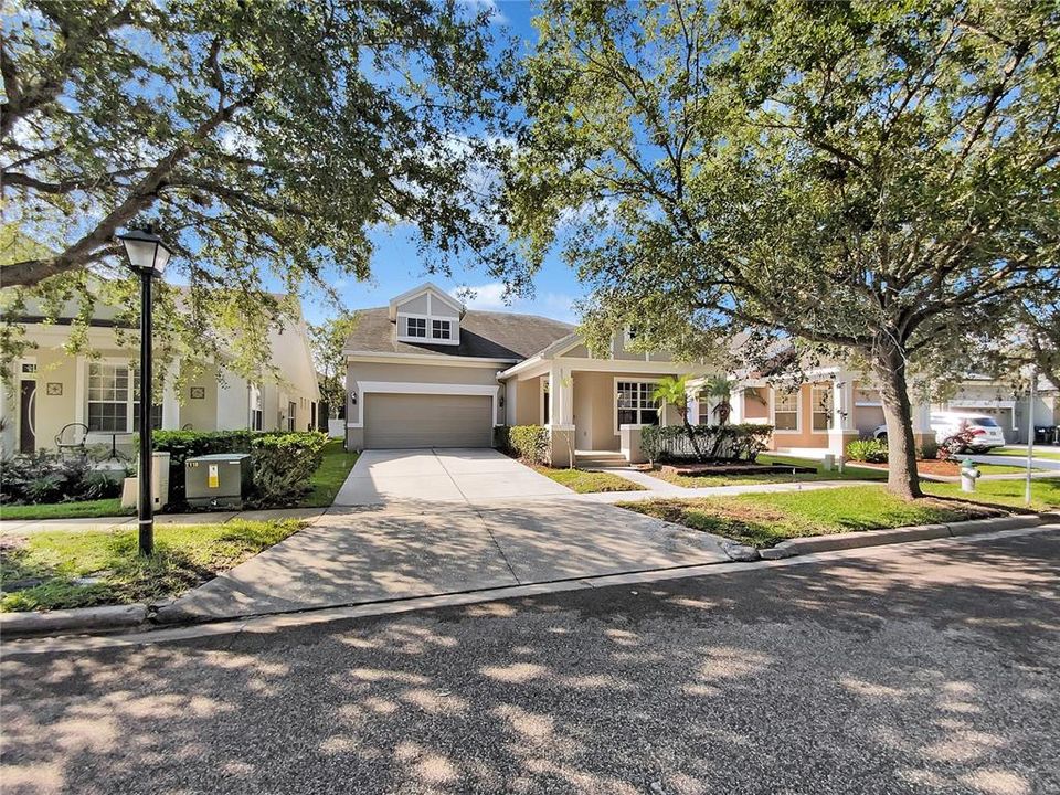 Recently Sold: $550,000 (4 beds, 3 baths, 2394 Square Feet)