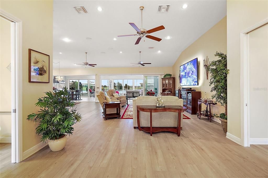 Living area w/multiple ceiling fans