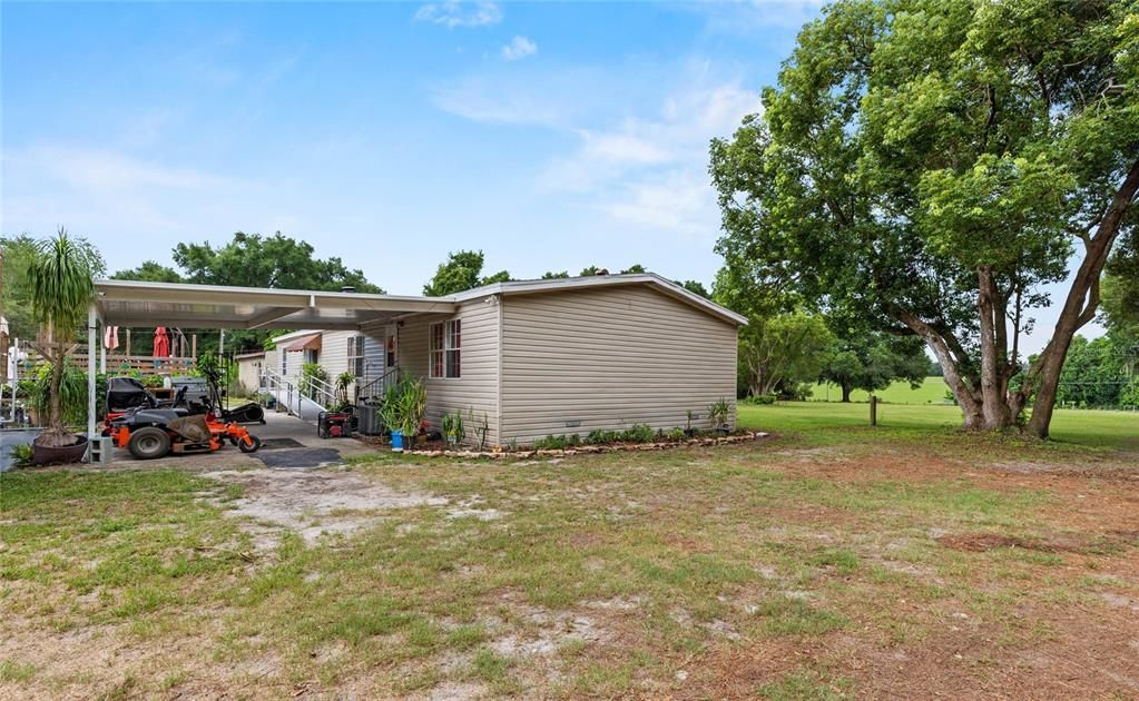 Active With Contract: $325,000 (3 beds, 2 baths, 1836 Square Feet)