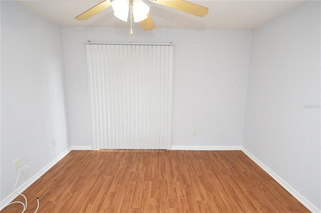 Recently Rented: $1,600 (1 beds, 1 baths, 742 Square Feet)