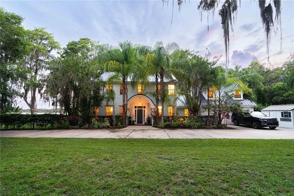 Vendido Recientemente: $1,290,000 (5 camas, 4 baños, 2952 Pies cuadrados)