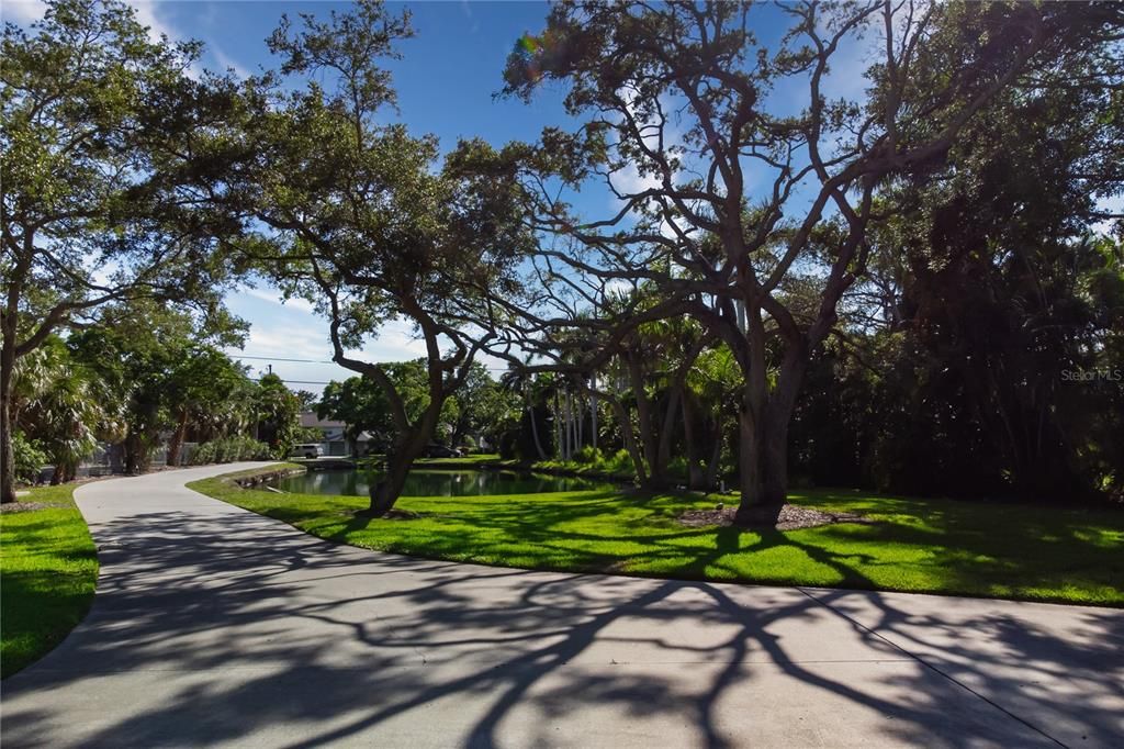 Active With Contract: $2,990,000 (3 beds, 2 baths, 5016 Square Feet)