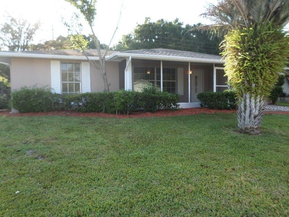 Recently Sold: $290,000 (3 beds, 2 baths, 1307 Square Feet)