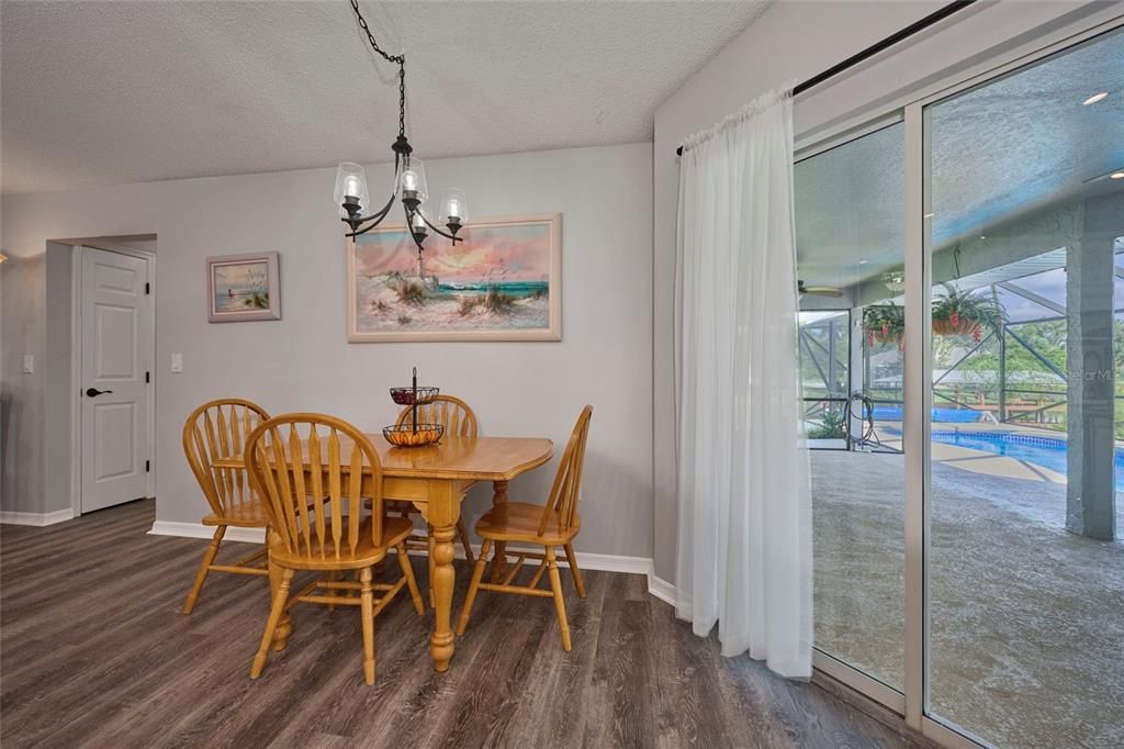 Recently Sold: $527,000 (3 beds, 2 baths, 1762 Square Feet)