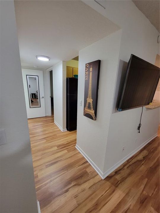 Recently Rented: $2,400 (1 beds, 1 baths, 754 Square Feet)