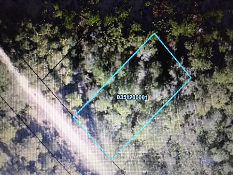 For Sale: $8,500 (0.11 acres)