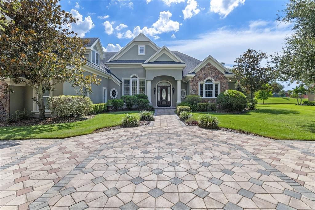 Recently Sold: $1,279,900 (4 beds, 5 baths, 4835 Square Feet)