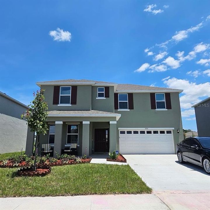 Recently Sold: $462,490 (4 beds, 2 baths, 2432 Square Feet)