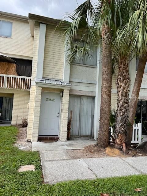 最近售出: $174,900 (1 贝兹, 1 浴室, 754 平方英尺)