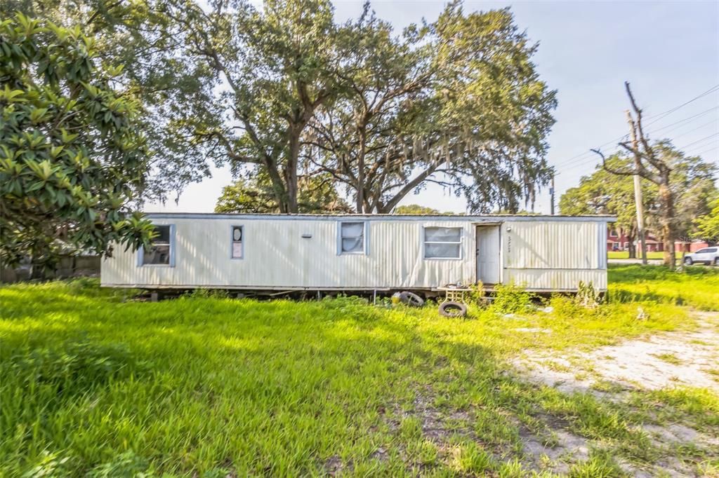 Recently Sold: $45,000 (2 beds, 1 baths, 728 Square Feet)