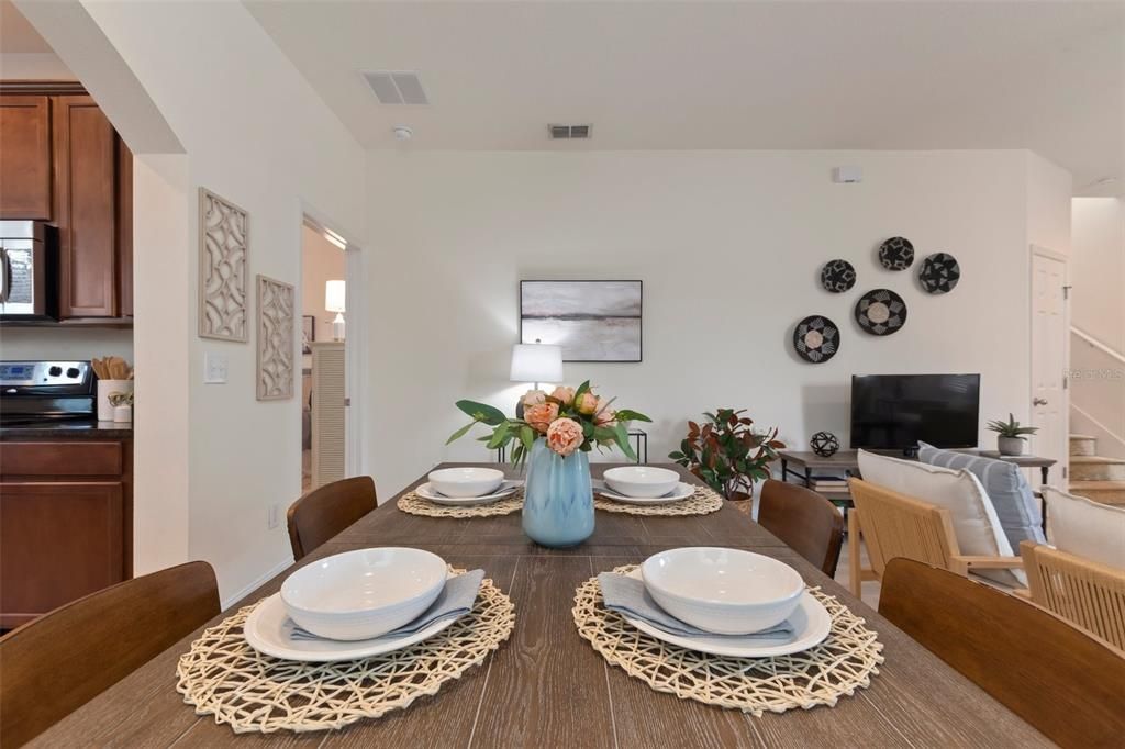 Recently Sold: $485,000 (3 beds, 2 baths, 1898 Square Feet)