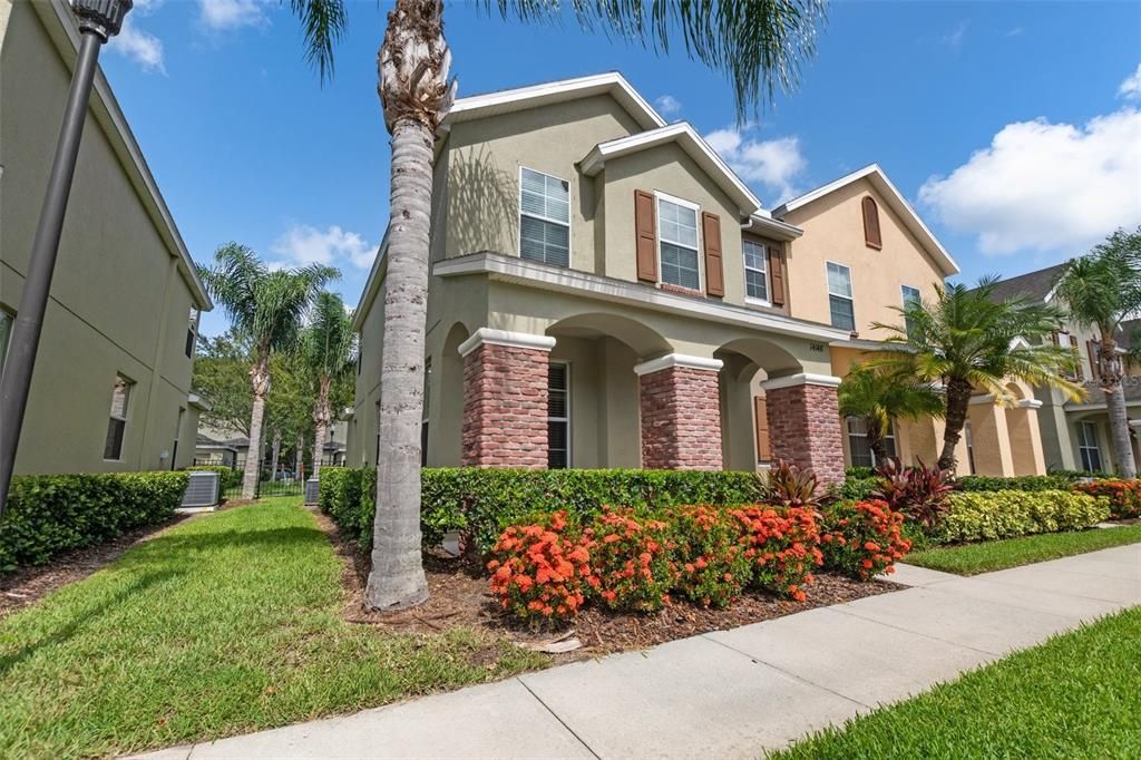 Recently Sold: $485,000 (3 beds, 2 baths, 1898 Square Feet)