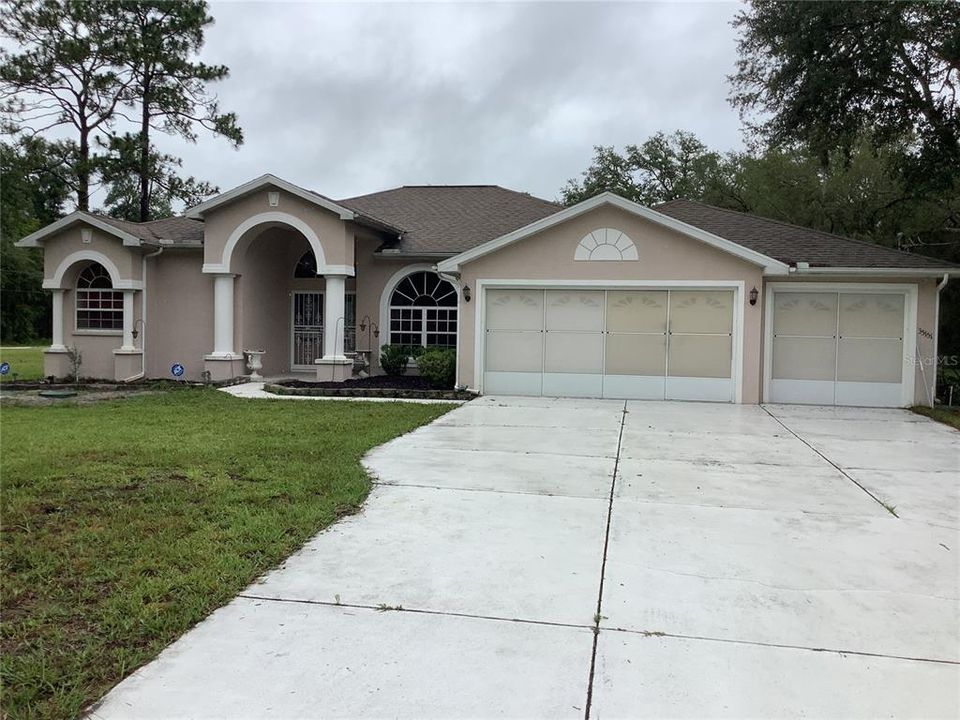 Recently Sold: $459,000 (4 beds, 3 baths, 2439 Square Feet)
