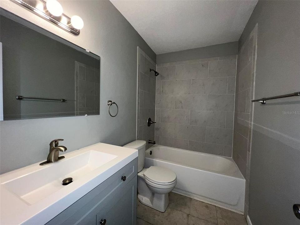 最近租的: $1,495 (2 贝兹, 1 浴室, 800 平方英尺)