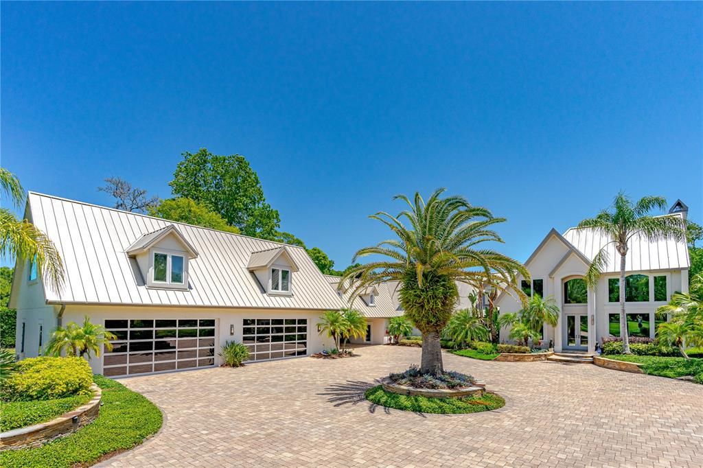 Recently Sold: $2,999,990 (5 beds, 4 baths, 8180 Square Feet)