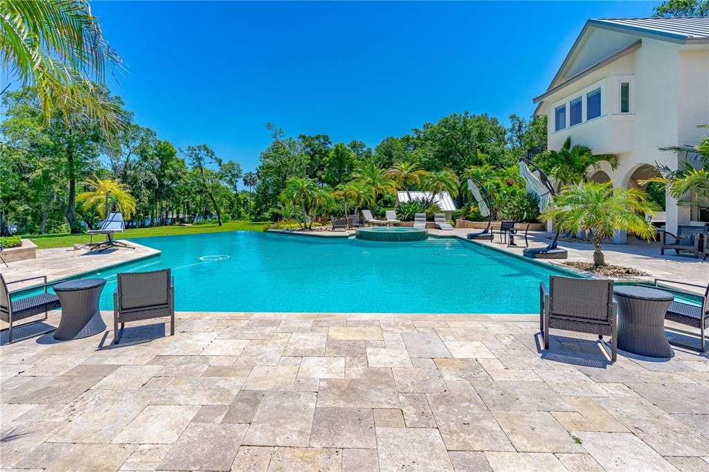 Recently Sold: $2,999,990 (5 beds, 4 baths, 8180 Square Feet)