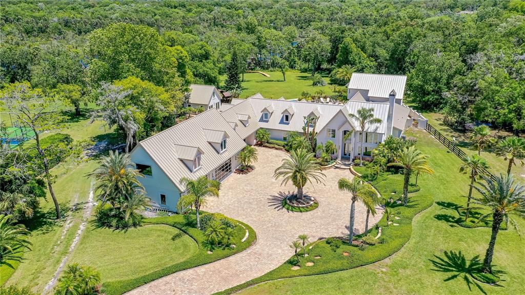 Recently Sold: $2,999,990 (5 beds, 4 baths, 8180 Square Feet)