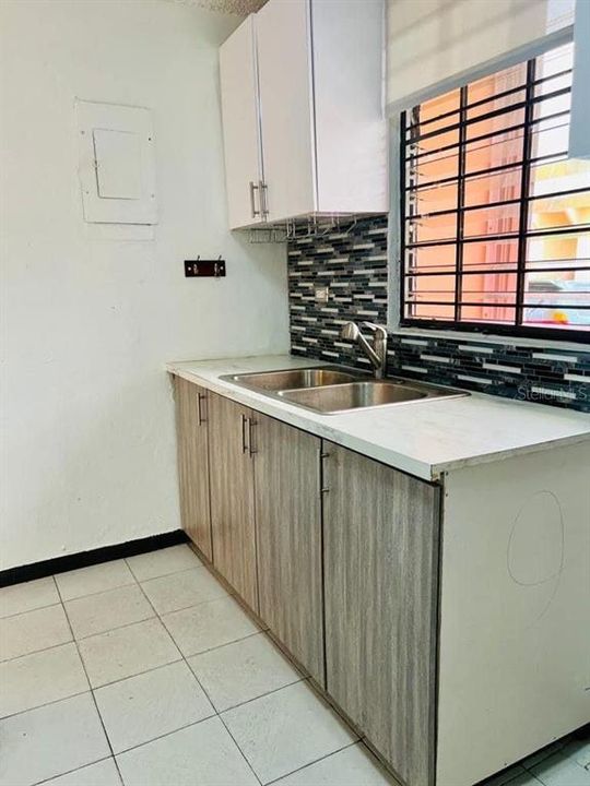 Vendido Recientemente: $80,000 (2 camas, 1 baños, 753 Pies cuadrados)