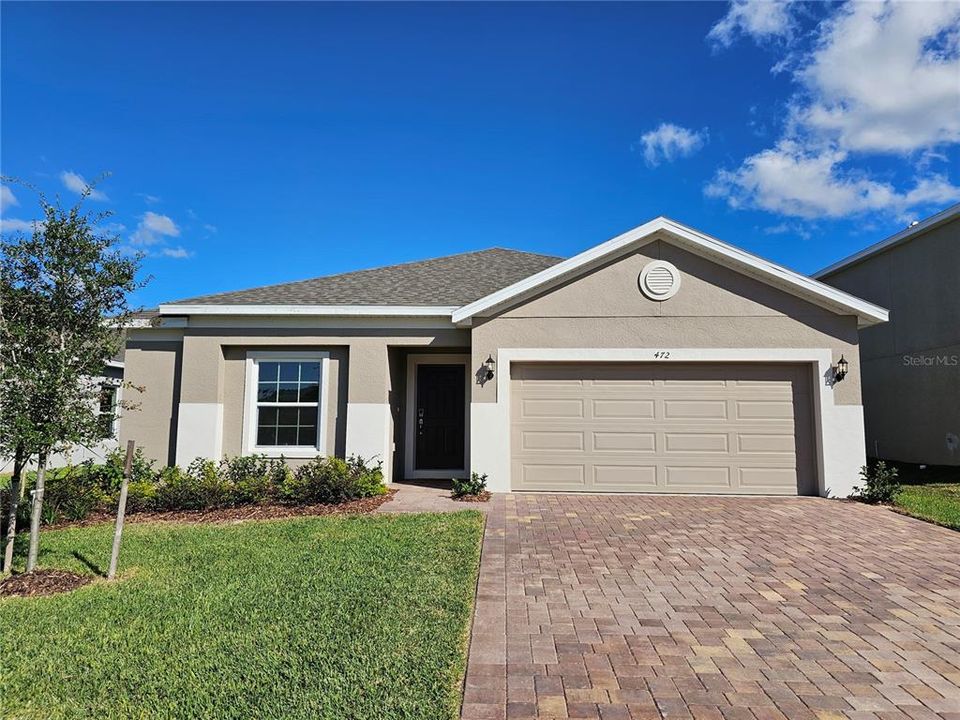 Recently Sold: $379,990 (4 beds, 2 baths, 1819 Square Feet)