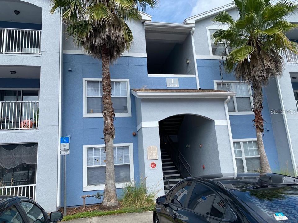 Recently Rented: $1,550 (2 beds, 2 baths, 1012 Square Feet)