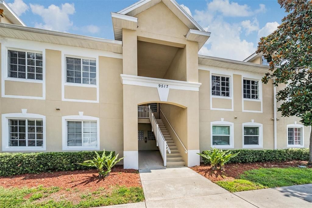Recently Sold: $220,000 (3 beds, 2 baths, 1151 Square Feet)