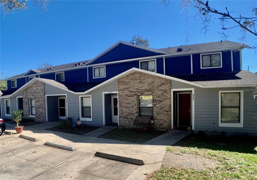 最近租的: $1,550 (2 贝兹, 1 浴室, 1189 平方英尺)