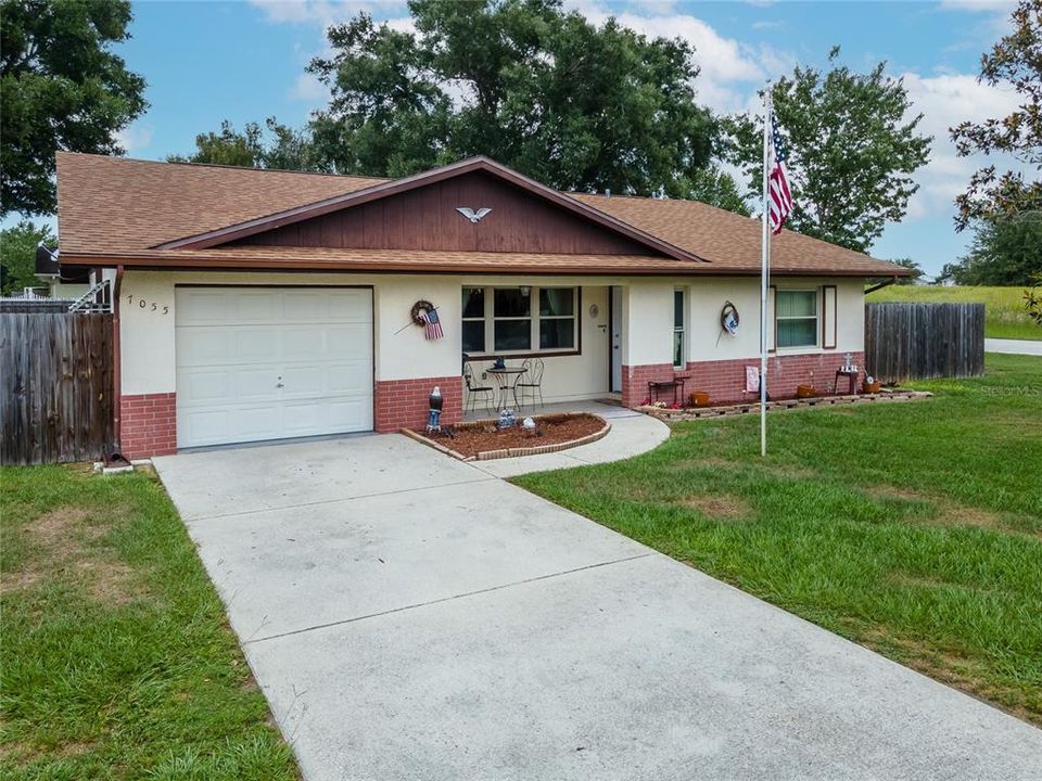 Vendido Recientemente: $274,900 (2 camas, 2 baños, 1453 Pies cuadrados)