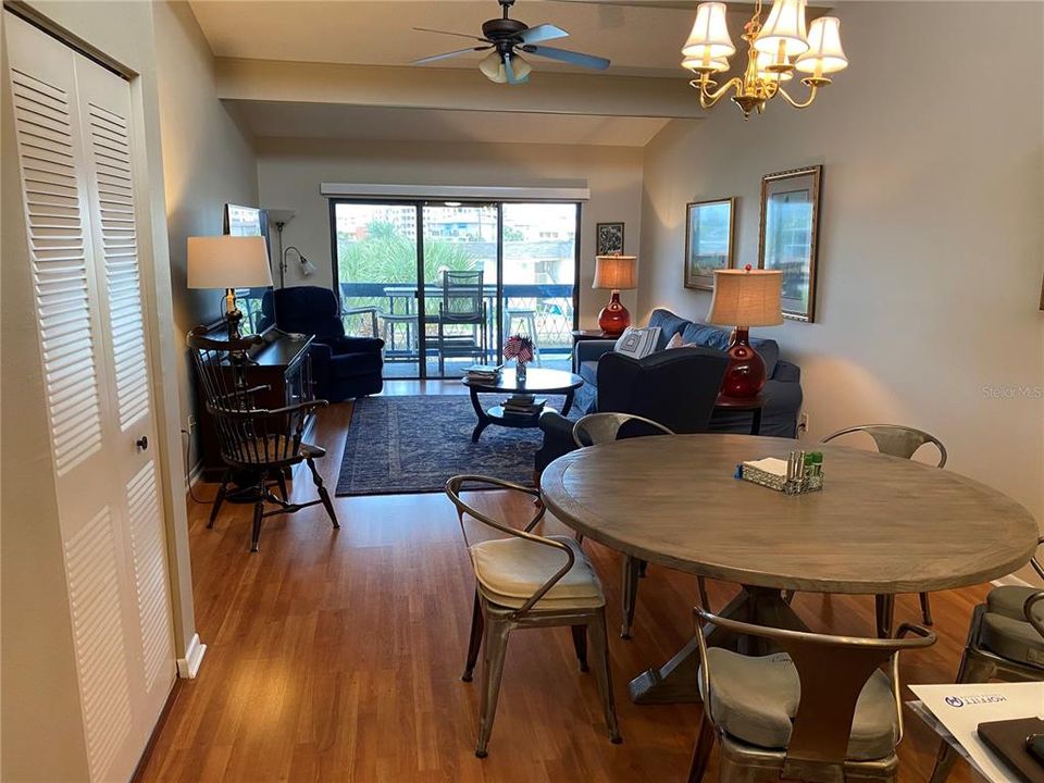 Recently Sold: $475,000 (2 beds, 2 baths, 1110 Square Feet)