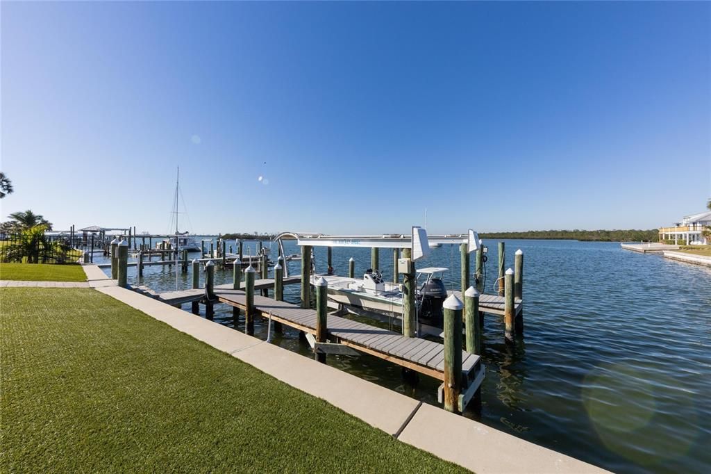Recently Sold: $2,900,000 (4 beds, 3 baths, 2929 Square Feet)