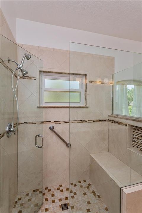 最近售出: $429,000 (2 贝兹, 2 浴室, 1736 平方英尺)