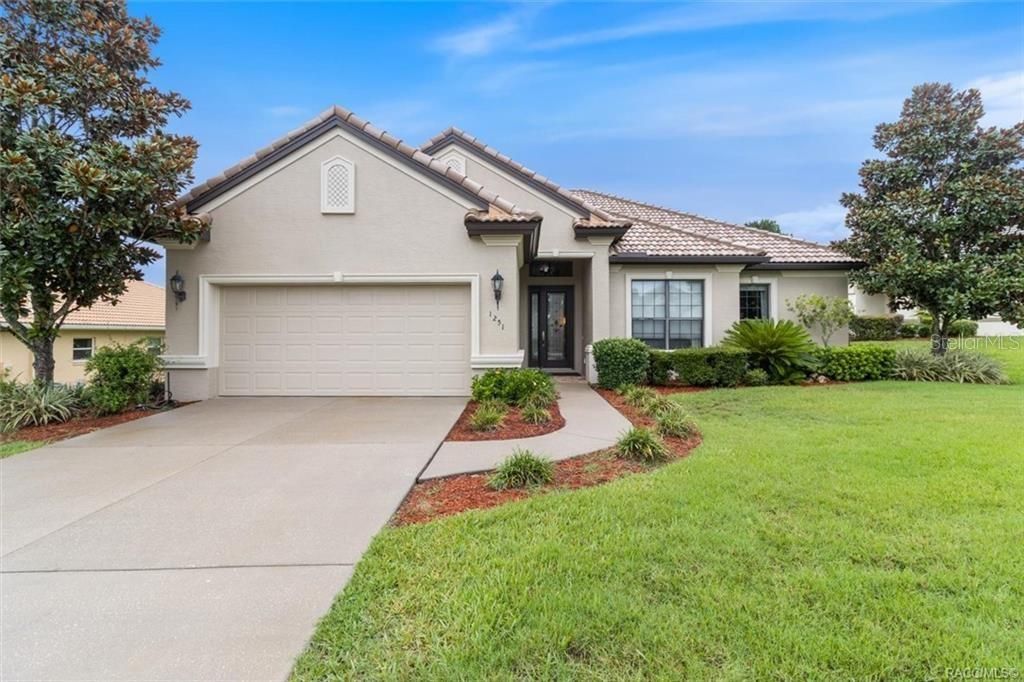 Recently Sold: $540,000 (2 beds, 2 baths, 1904 Square Feet)