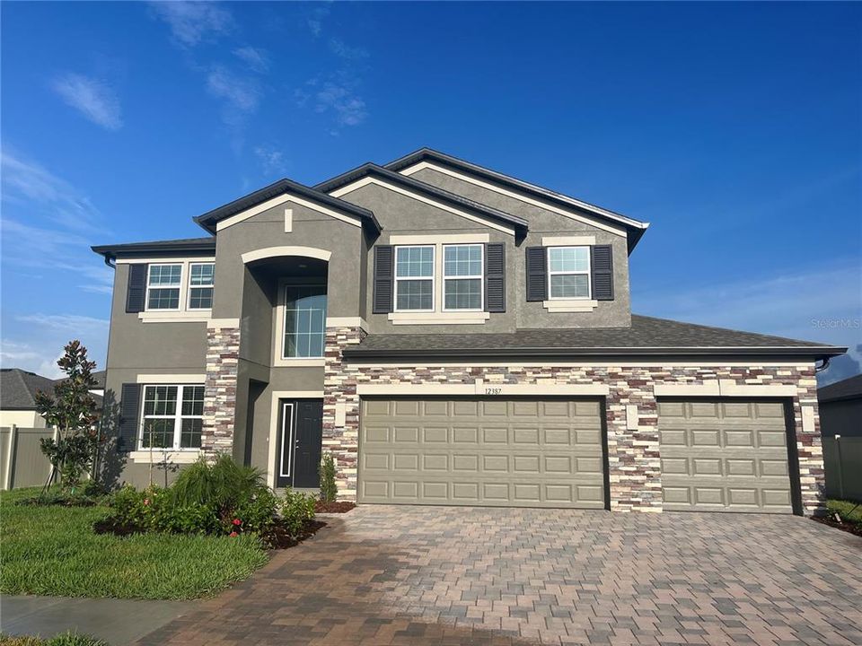 Recently Sold: $557,630 (5 beds, 3 baths, 3531 Square Feet)