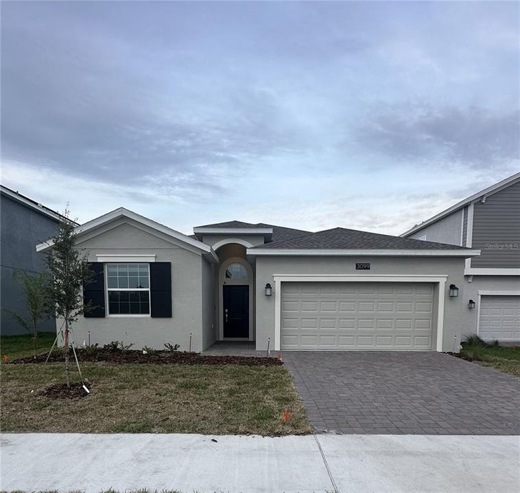 Recently Sold: $389,999 (4 beds, 3 baths, 2032 Square Feet)