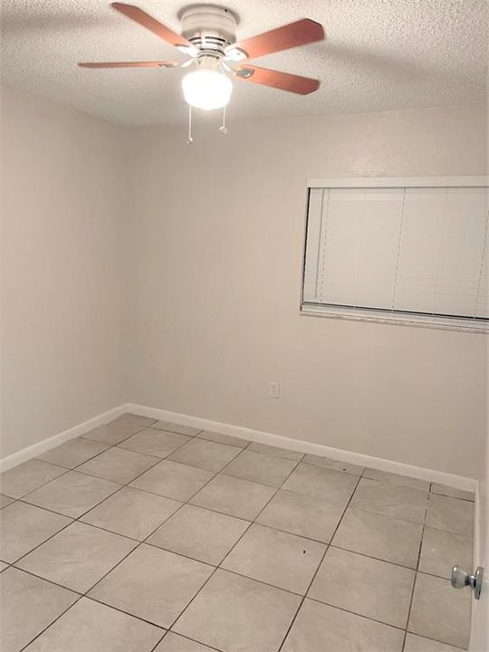 Recently Rented: $1,200 (2 beds, 1 baths, 810 Square Feet)