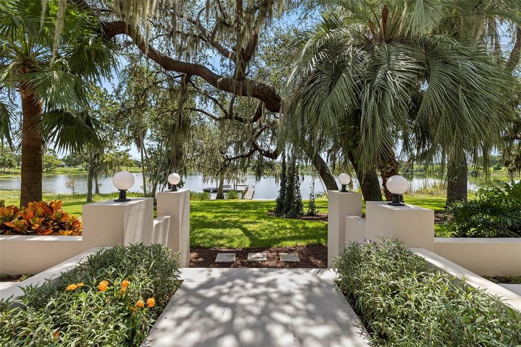Recently Sold: $2,000,000 (6 beds, 6 baths, 5969 Square Feet)