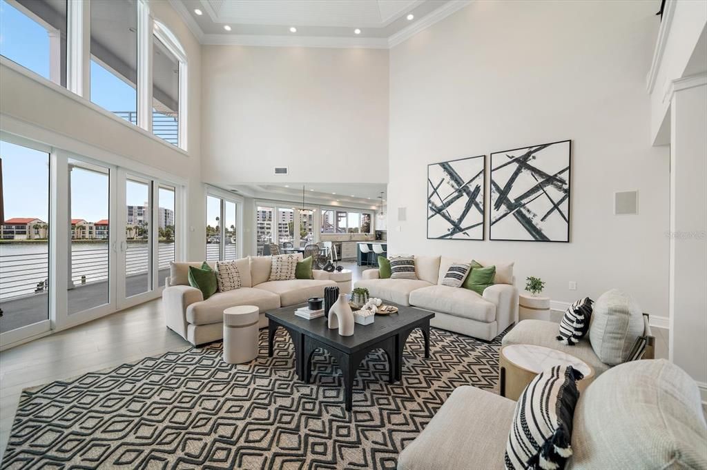 Recently Sold: $5,688,000 (5 beds, 4 baths, 5106 Square Feet)