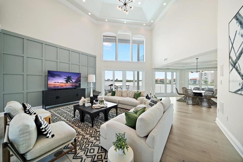 Recently Sold: $5,688,000 (5 beds, 4 baths, 5106 Square Feet)