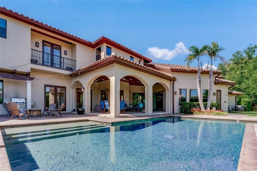 Recently Sold: $1,637,000 (4 beds, 4 baths, 5475 Square Feet)