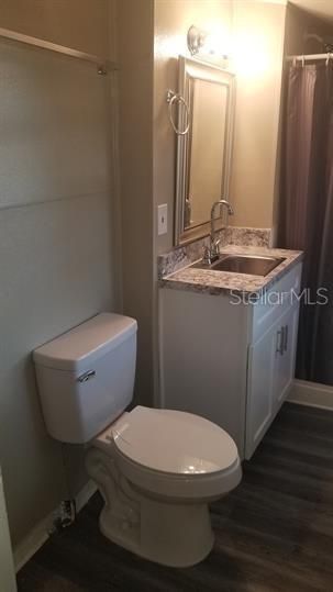 Recently Rented: $875 (1 beds, 71 baths, 200 Square Feet)