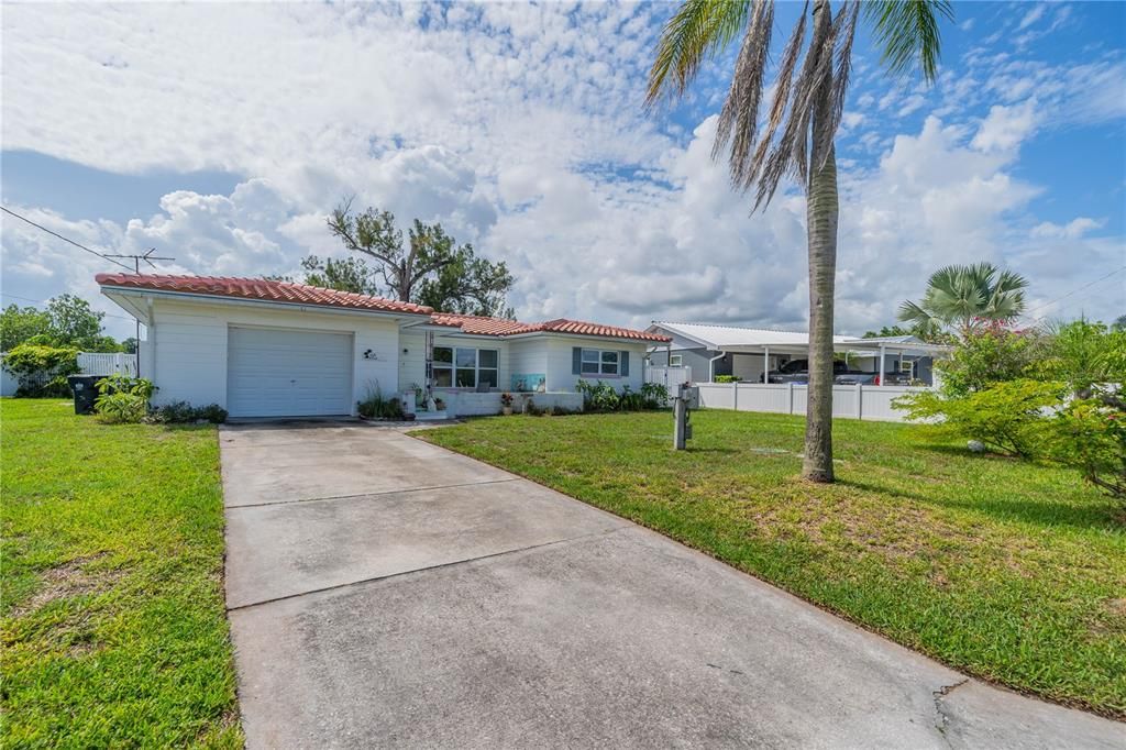 Recently Sold: $499,000 (2 beds, 2 baths, 1486 Square Feet)