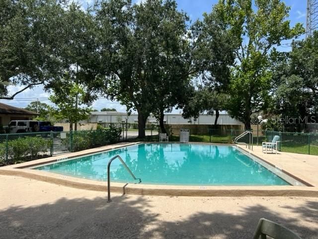 Recently Sold: $139,000 (2 beds, 2 baths, 1392 Square Feet)