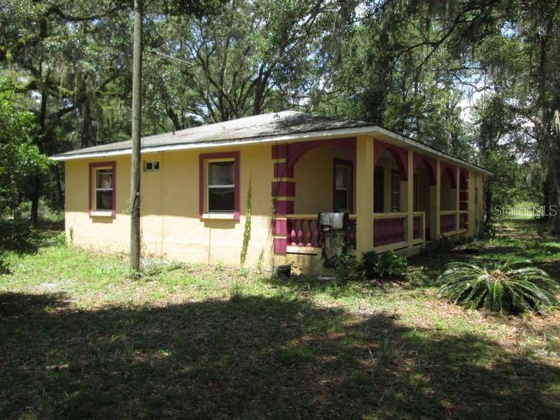Recently Sold: $219,000 (3 beds, 2 baths, 1320 Square Feet)