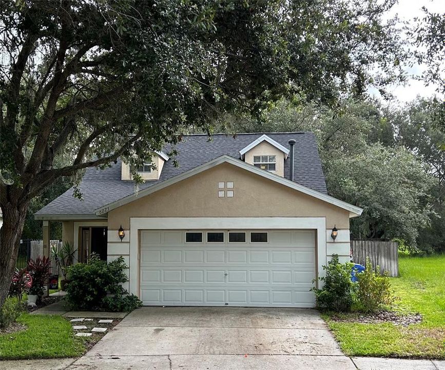 Recientemente alquilado: $2,200 (4 camas, 2 baños, 1517 Pies cuadrados)