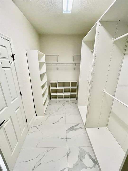 Walk-in Closet