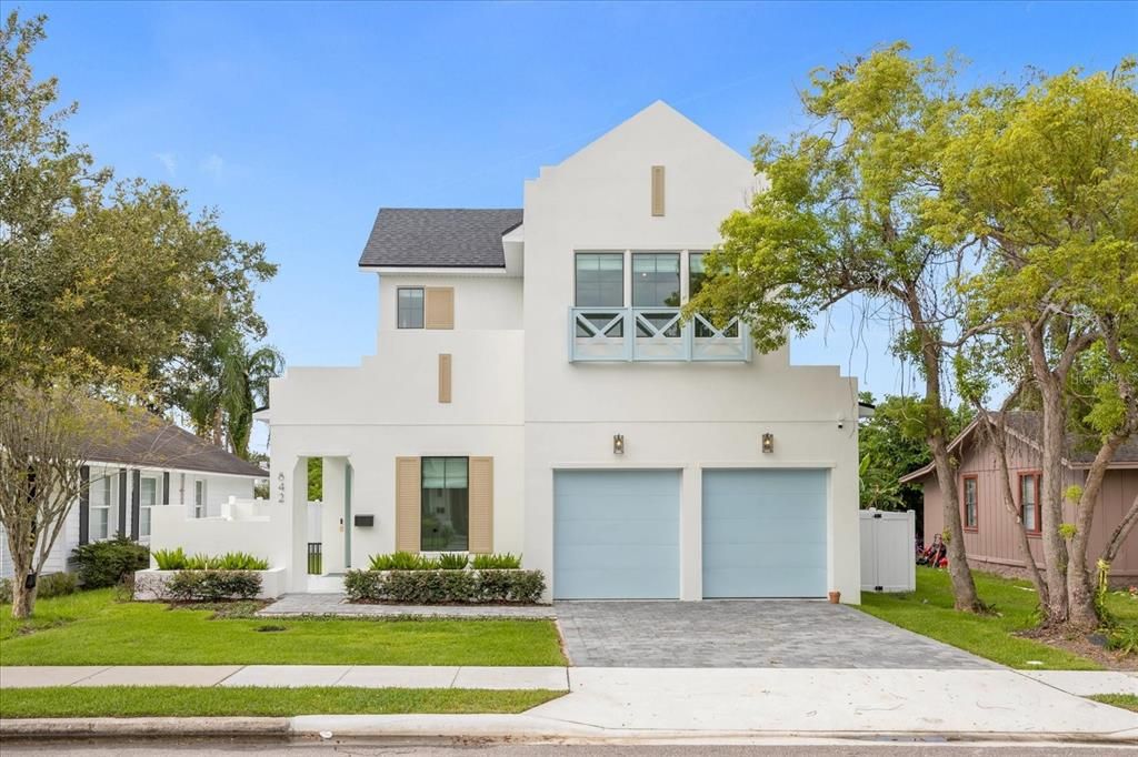 Recently Sold: $1,000,000 (3 beds, 2 baths, 1903 Square Feet)