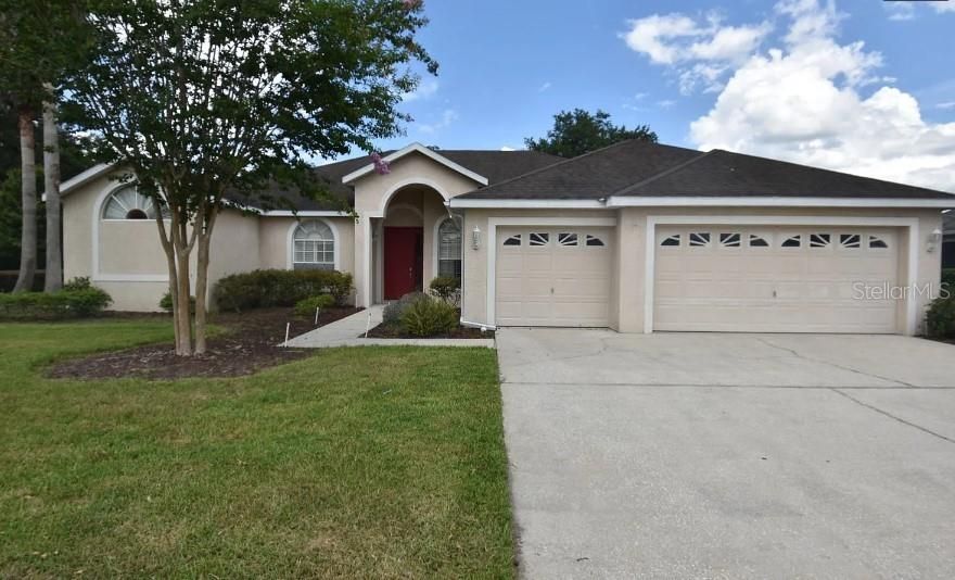 Recently Sold: $645,900 (4 beds, 3 baths, 2857 Square Feet)