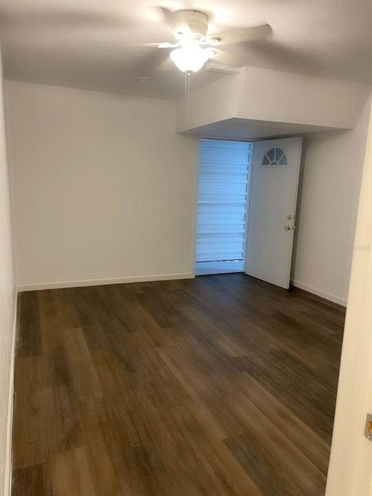 Vendido Recientemente: $256,300 (3 camas, 2 baños, 932 Pies cuadrados)