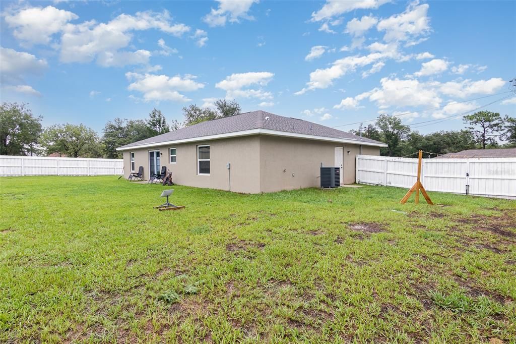 Recently Sold: $255,000 (3 beds, 2 baths, 1338 Square Feet)