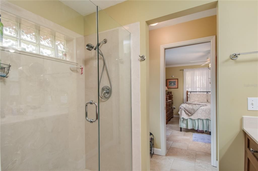 最近售出: $499,990 (3 贝兹, 2 浴室, 1280 平方英尺)